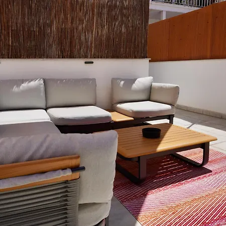 Hosted By Gracie Lägenhet Valencia